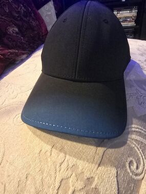 Gents Black and Blue Omnre Baseball Cap